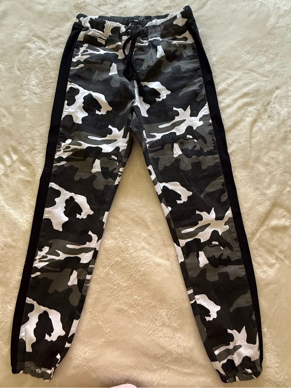 Fashion Nova Black & Gray Camo Drawstring Joggers